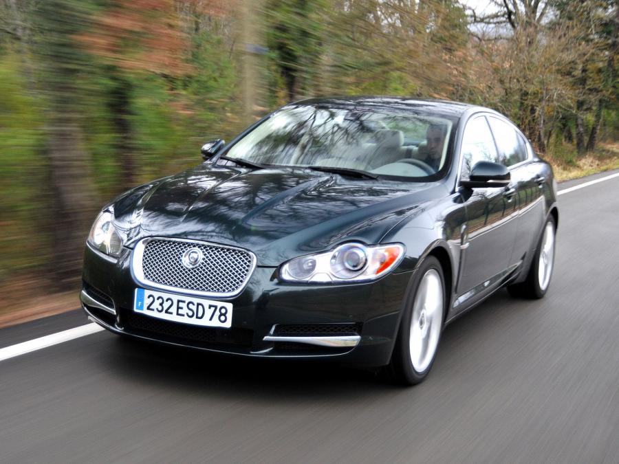  Jaguar XF Diesel S 2009 года  (фото 50 из 82)